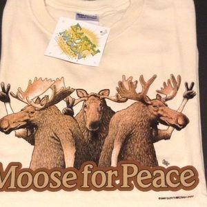 Moose T-shirt (Unisex cut) Moose For Peace!